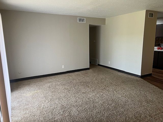 1st image of 4760 Lake Shore Dr #4