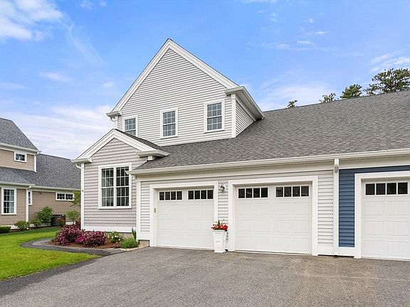 2nd image of 40 Mariners Way #40