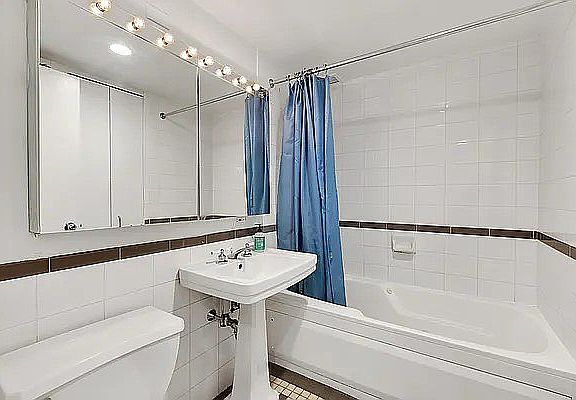 5th image of 110 W 90th St APT 4H