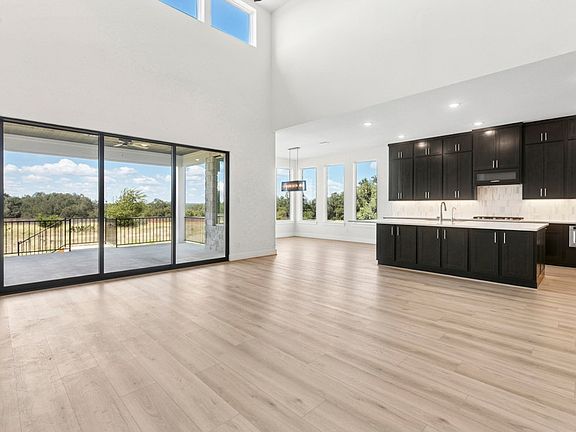 5th image of 2729 Pale Branch Dr