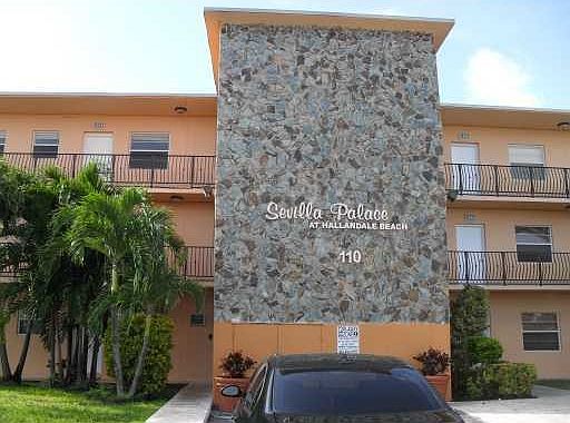3rd image of 110 SE 2nd St APT 303