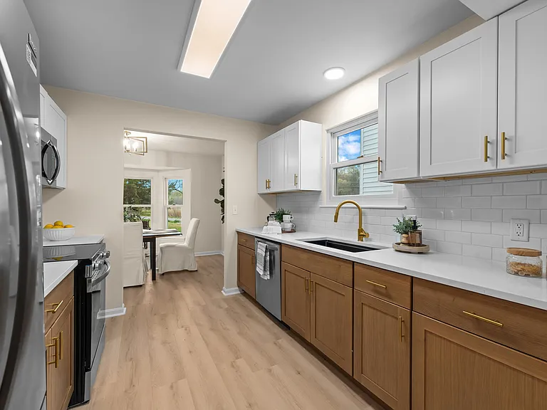 1512 Lincoln Rd — Photo 13