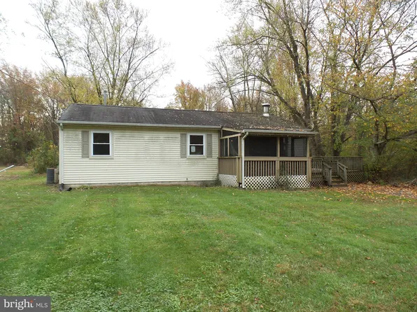 788 Chestnut St, Williamstown, NJ 08094