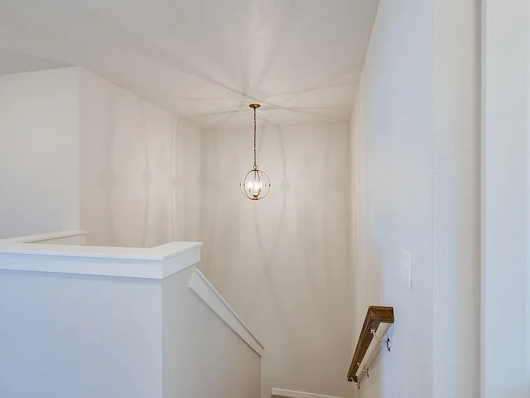 319 S Riggs Spring Ave — Photo 18