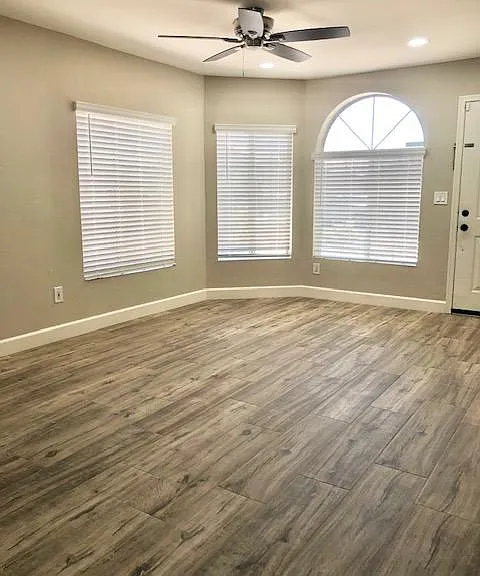 4532 E Mockingbird Dr — Photo 8