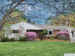 15 Michael Dr, Hudson, NY 12534