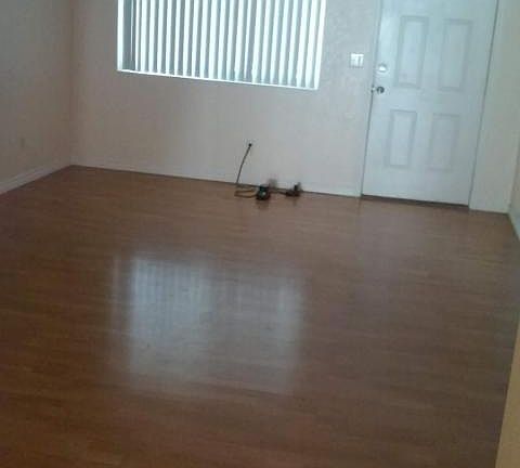 3rd image of 1361 N Markdale