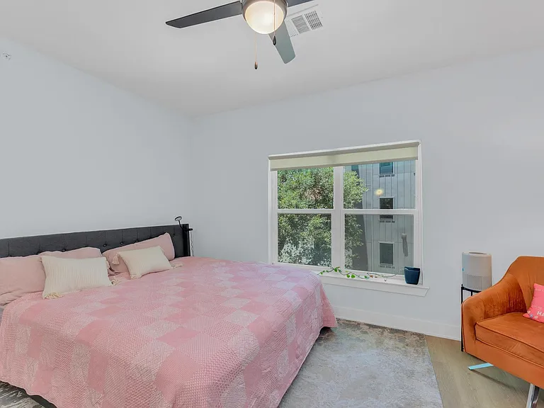 2500 Longview St #323 — Photo 17