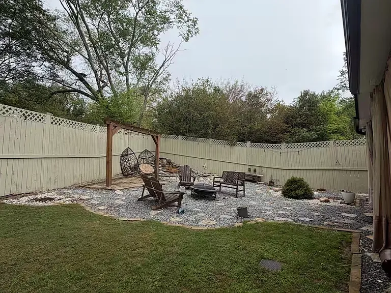 2613 Creek Hollow Dr — Photo 2