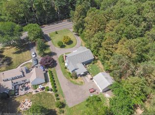 4081 Whitney Ave, Hamden, CT 06518
