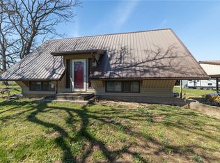 9628 Ruby Hall Rd, Gentry, AR 72734