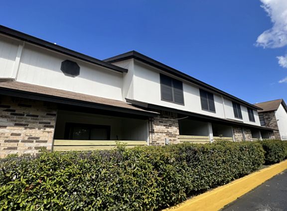 Windsor Exterior