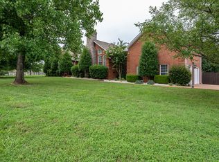 1200 Lake Rise Pl, Gallatin, TN 37066