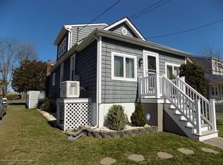 91 Seabreeze Ave, Middletown, NJ 07748