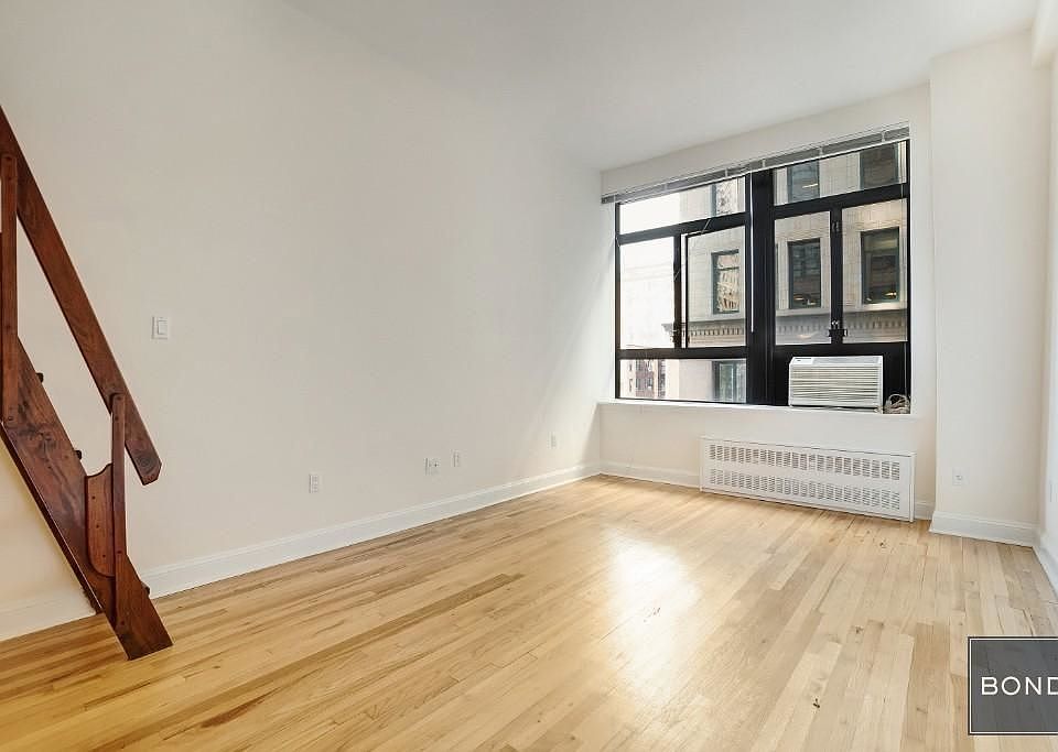 1st image of 1 Astor Pl APT 4C