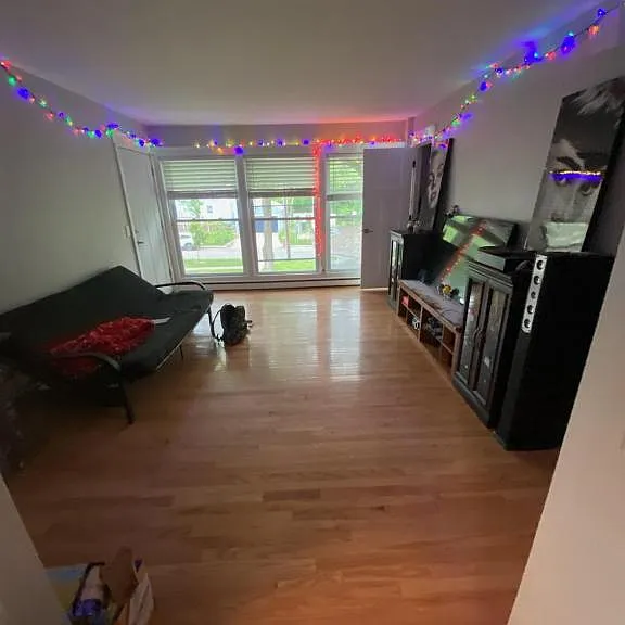 3130 James St #3 — Photo 7