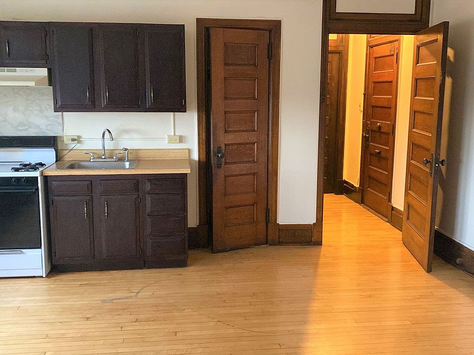 2nd image of 48-52 W Main St #1007