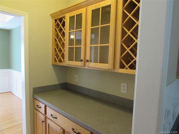 2nd image of 103 Hayden Ct