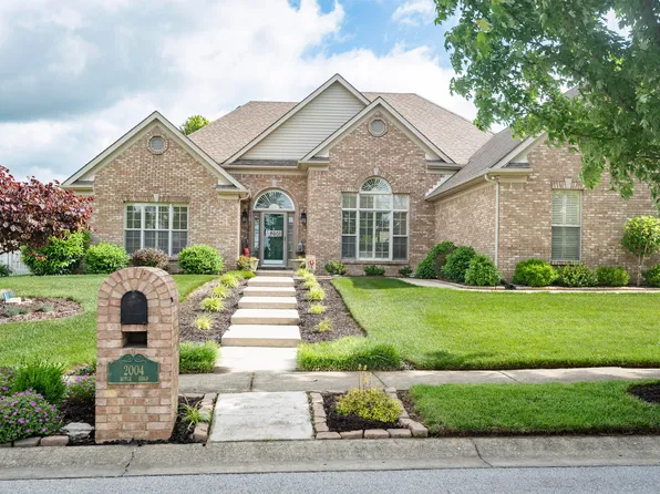 2004 Apple Rd, Versailles, KY 40383