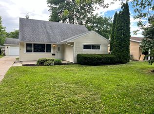 1012 Lones Dr, Perrysburg, OH