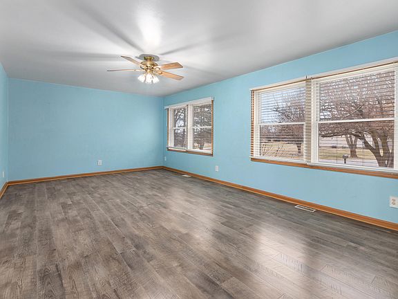 2nd image of 17931 Lincoln Ct