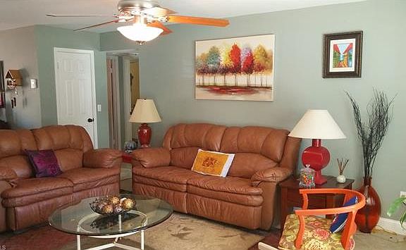 4th image of 2451 Poinciana Dr
