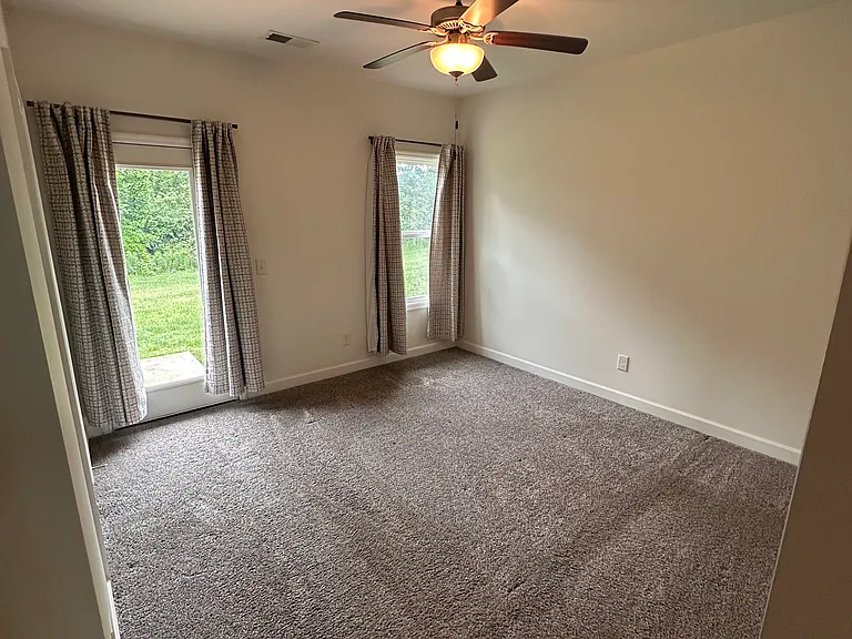 327 Lakeside Park Dr #82 — Photo 13
