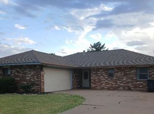 618 Deer Run, Enid, OK 73703