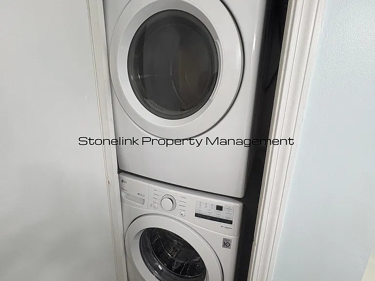 480 Bullocks Point Ave — Photo 13