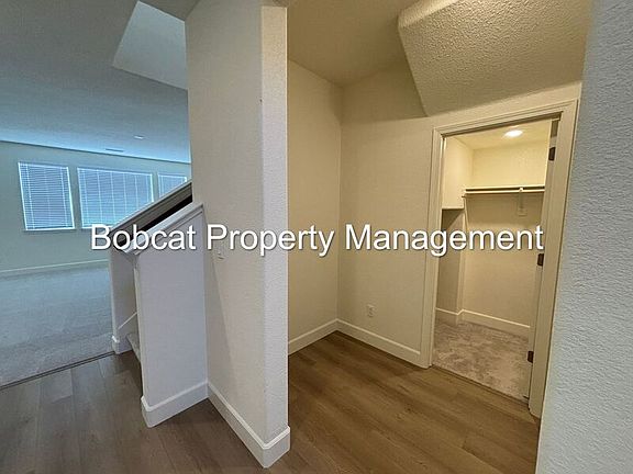 5th image of 1751 Boundary Peak St