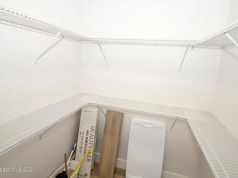 580 Pine Tree Dr — Photo 20