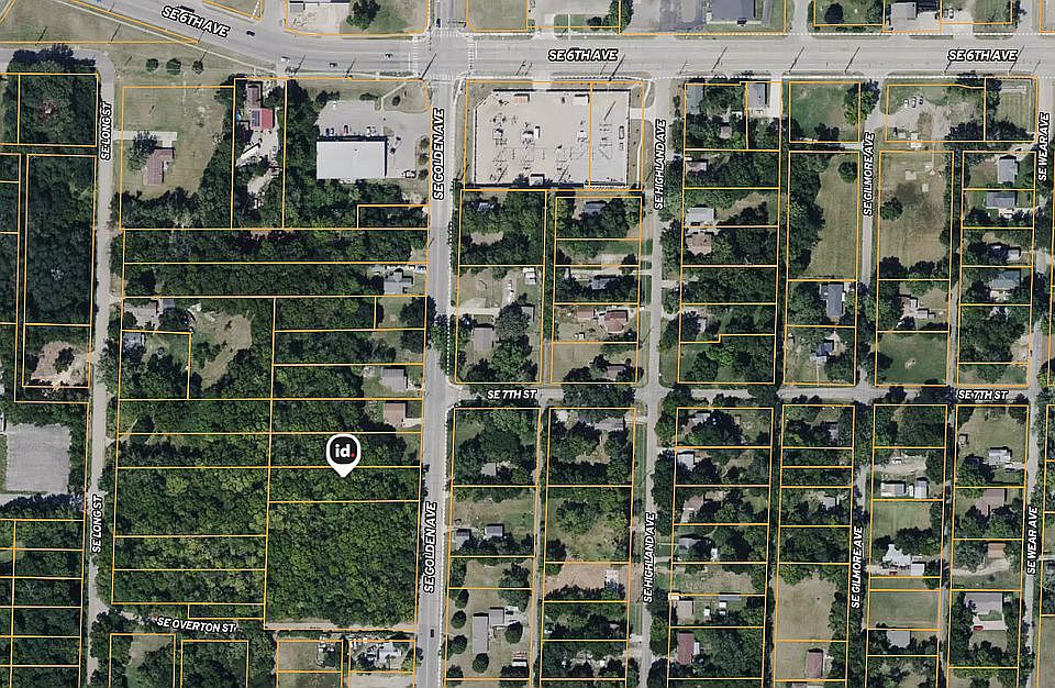 2nd image of 705 SE Golden Ave