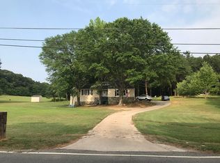 133 Sams Dr, Fayetteville, GA 30214