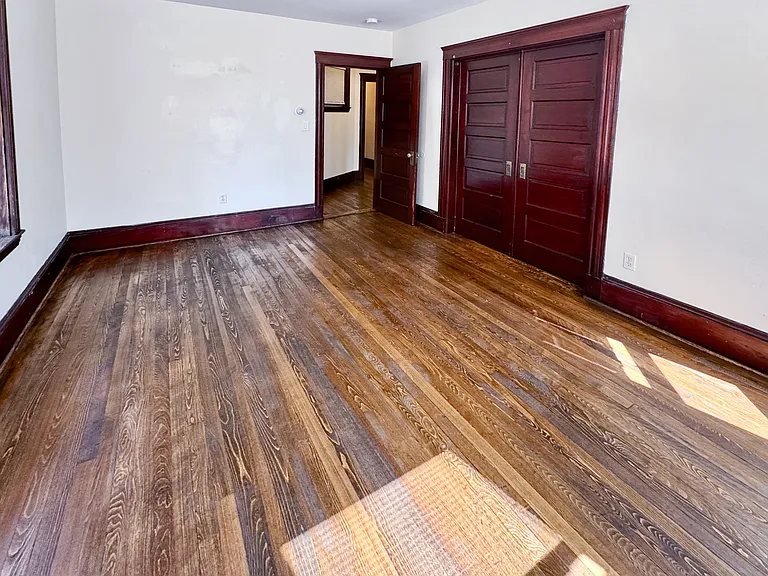 9 Fairfield St #1 — Photo 9