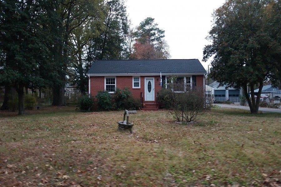 1st image of 8471 Dell Ray Dr