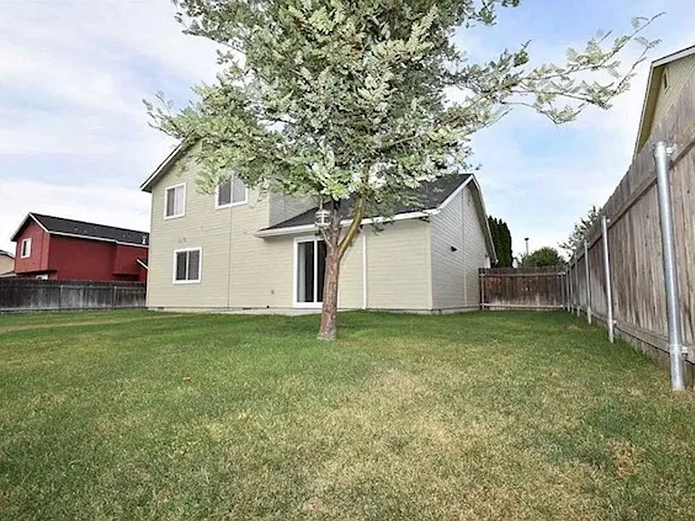 3341 N Maplestone Ave — Photo 24