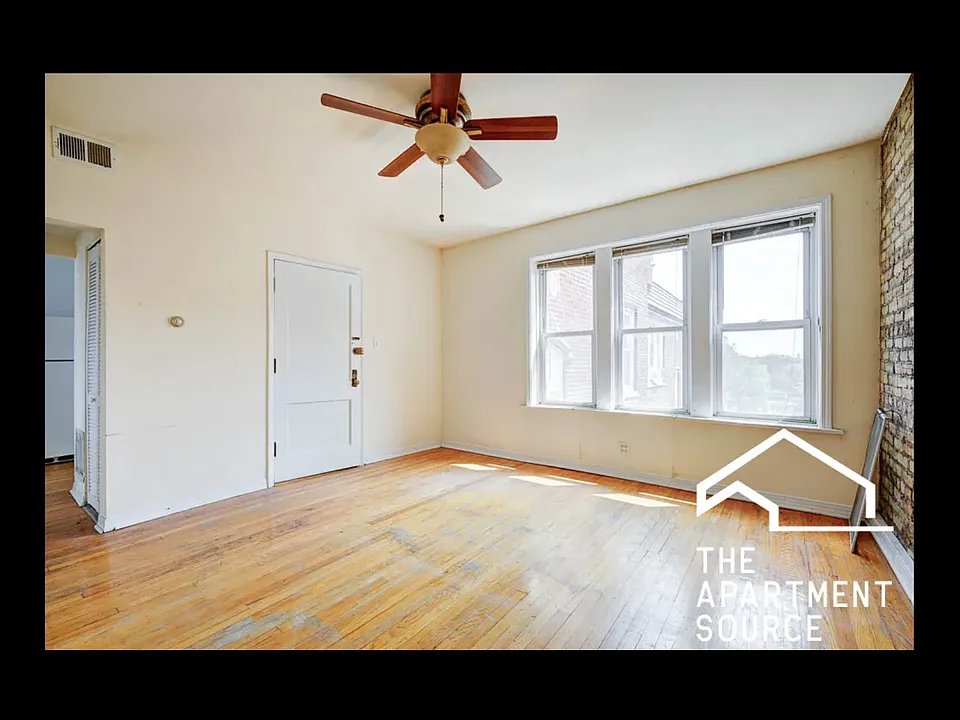 3048 W Wellington Ave #3