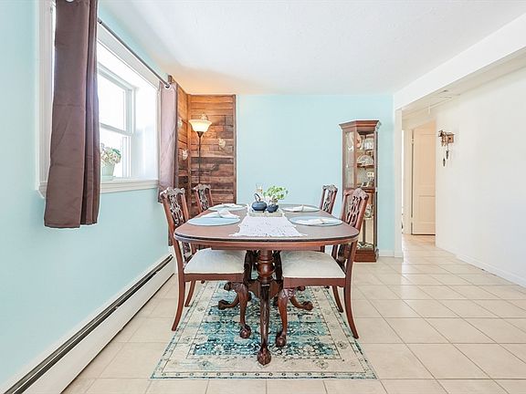 4th image of 35 Waterman Rd