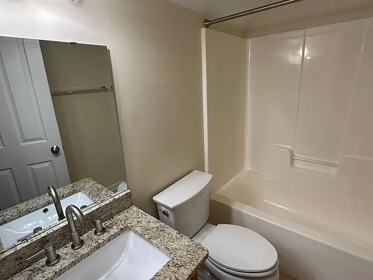 14810 Provence Ln — Photo 12