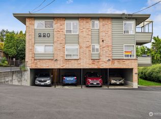 220 Alder St APT 5, Edmonds, WA 98020