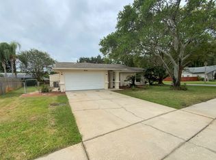9130 Bearcat Rd, New Port Richey, FL 34655