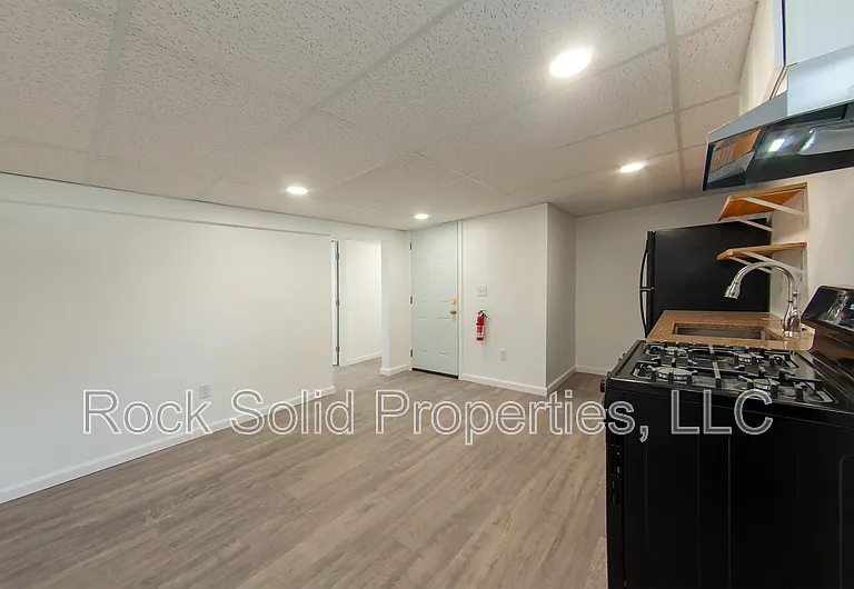 1301 E 23rd St #2 — Photo 8