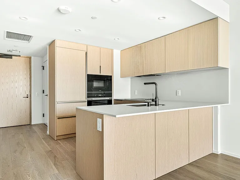 333 Ward Ave #2307 — Photo 4