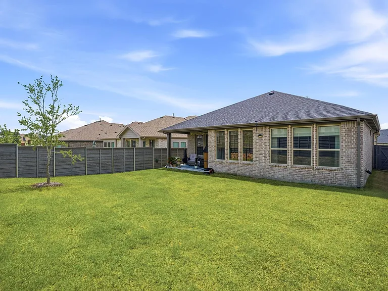 Deep backyard is great for kids & pets to play. Owners will consider a pet on a case-by-case basis.
