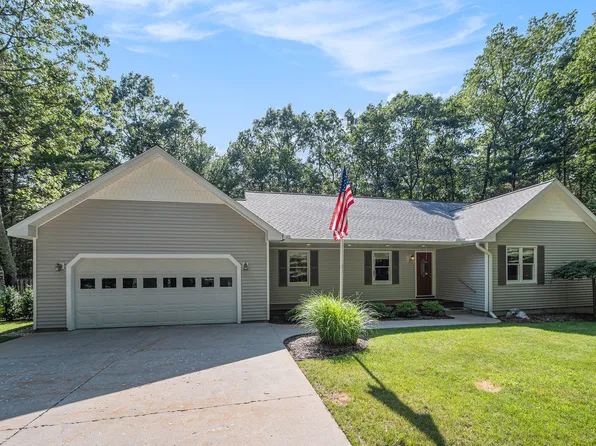 5723 W Longbridge Rd, Pentwater, MI 49449