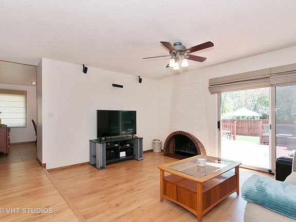 2nd image of 5873 Concord Ct