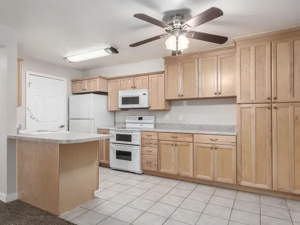 1199 E Waterside Cv APT 23, Cottonwood Heights, UT 84047