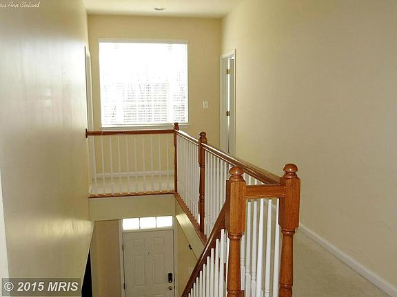 5th image of 10091 Broadsword Dr