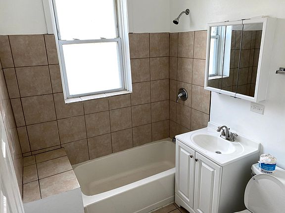 4th image of 4314 W 14th St #1
