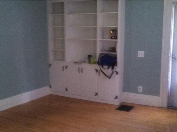 5th image of 23 Pleasant St